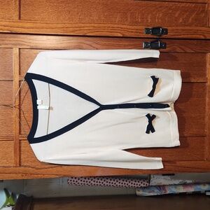 Frenchi Size Medium Lightweight Sweater